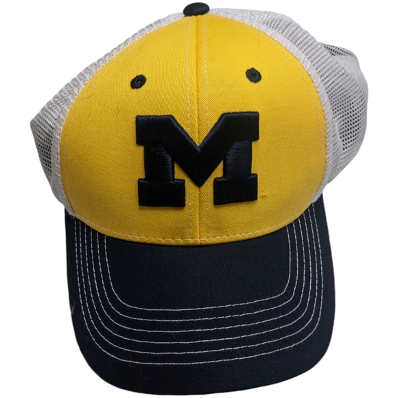 Collegiate Headwear Other - University of Michigan Mesh Baseball Cap 🧢💛